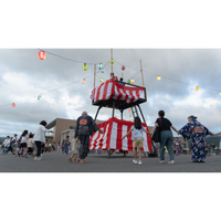 食べて、踊って、運試し！納涼盆踊り