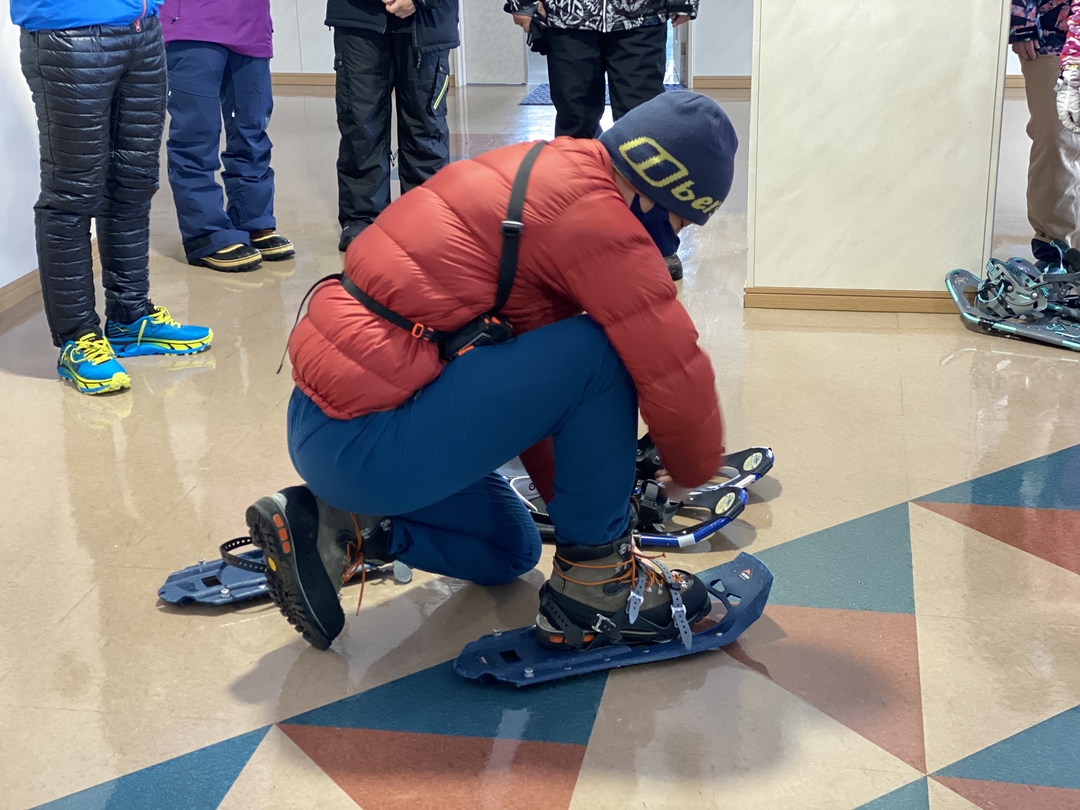 20210218_sm_snowshoes2.JPG
