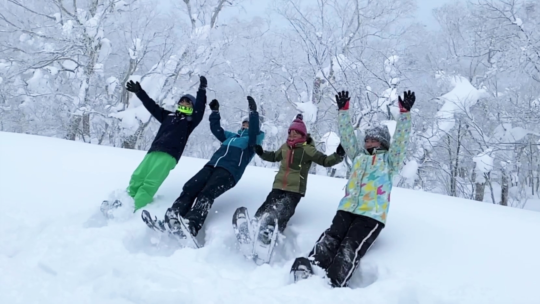 20210218_sm_snowshoes1.jpg