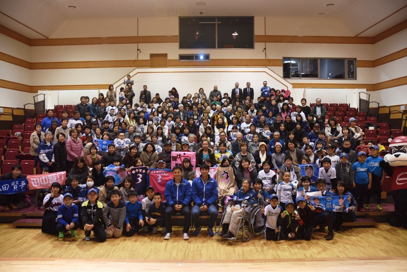 20181121_fighters_evnt_16.JPG