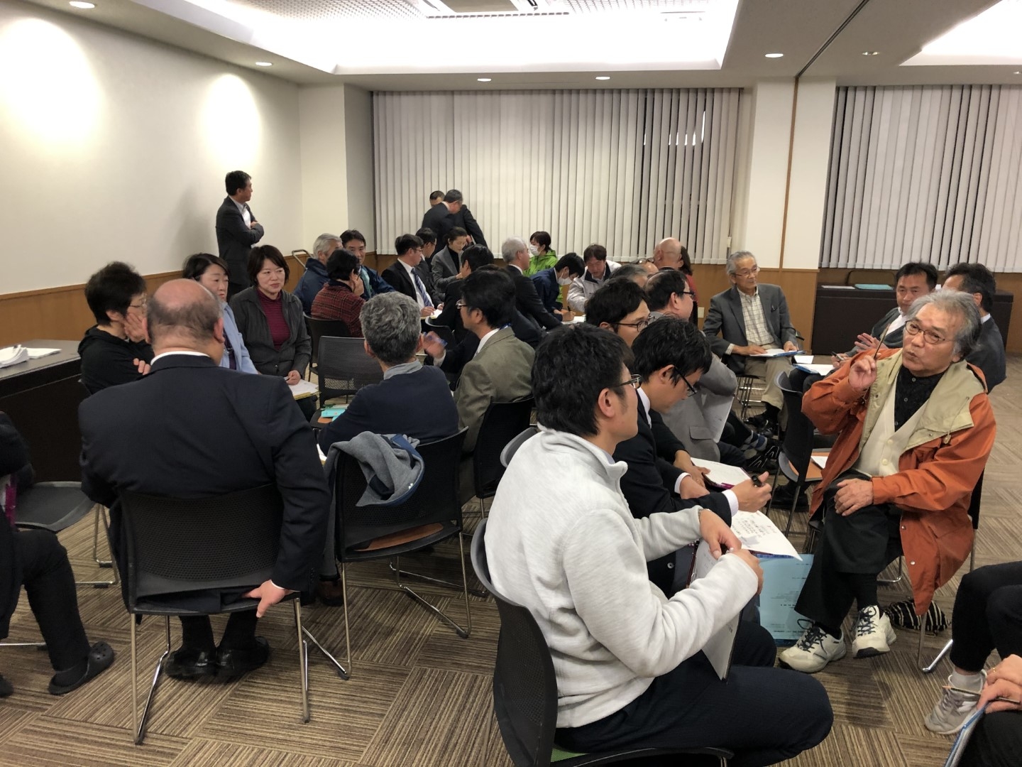 20191126_bunyabetsu_kondankai.jpg